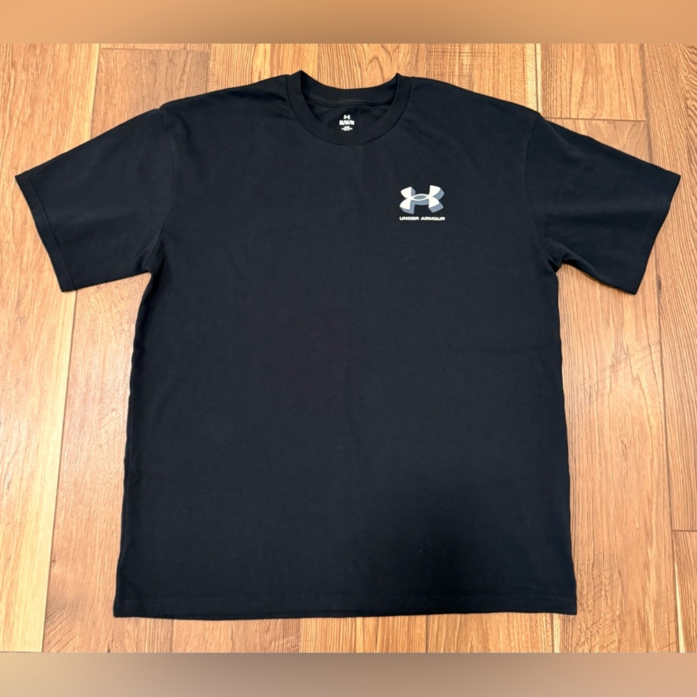 Under Armour Men's Dark Tee with Logo